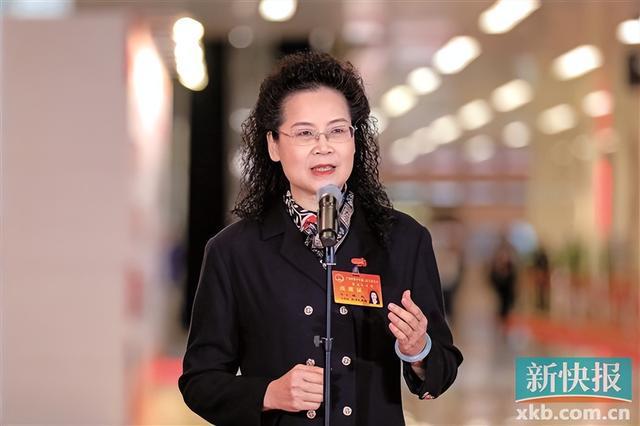 星空智能科技：广州如何加强中小学人工智能教育？有委员建议——开放“AI教师特聘岗”缓解师资不足(图4)