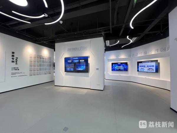 星空体育科技：AI“读懂”行业背后透露聚势发展新趋势(图3)