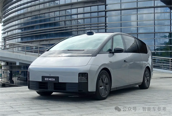 星空体育智能科技：理想年报拆解：卖一辆只需1分钟日均进账38亿(图12)