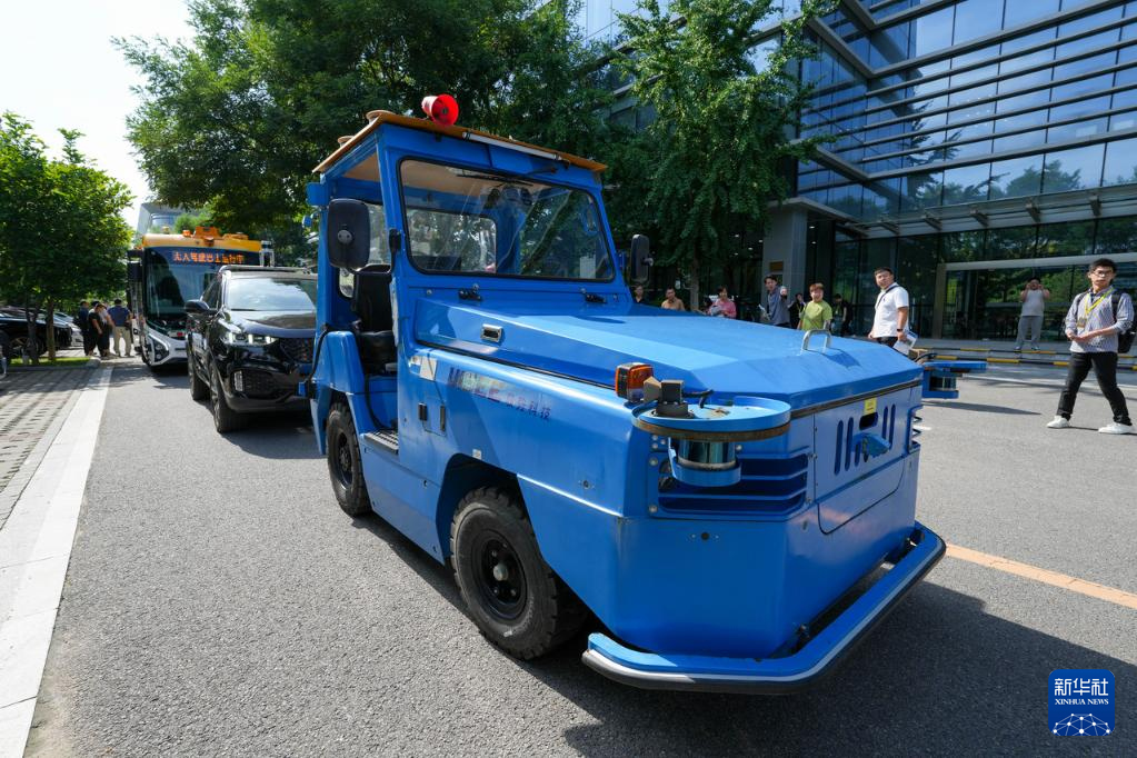 逐浪大潮！“千年古都”变身“人工智能第一城”(图2)