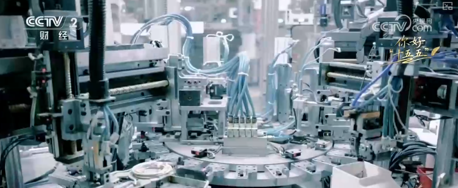 数字中国智能奔涌科创技术迭代“变量”转化为向“新”发展“增量”(图13)