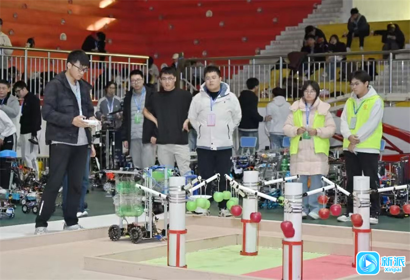 2025年第七届全球校园人工智能算法精英大赛“室内农业”主题赛全国总决赛在潍坊科技学院举行(图3)