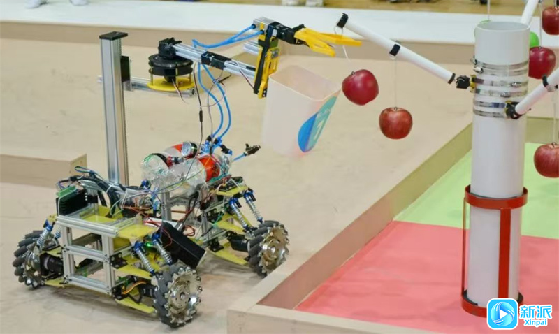 2025年第七届全球校园人工智能算法精英大赛“室内农业”主题赛全国总决赛在潍坊科技学院举行(图5)