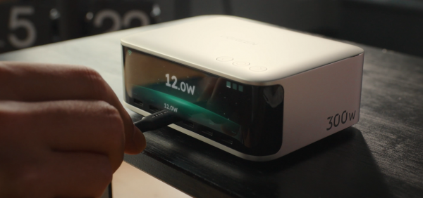 绿联亮相CES2026：以AI为核心构建全产品智能生态链(图3)