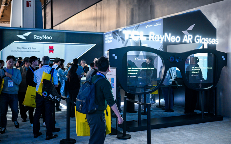 CES观察丨AI硬件迎来黄金时代中国机器人“进场打工”(图6)