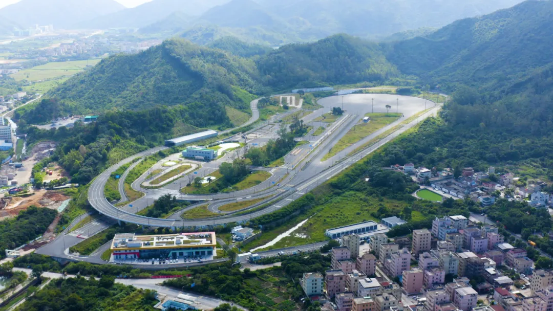 星空体育科技：营商观察｜深圳坪山：以AI+为车药芯智装上超级引擎(图2)