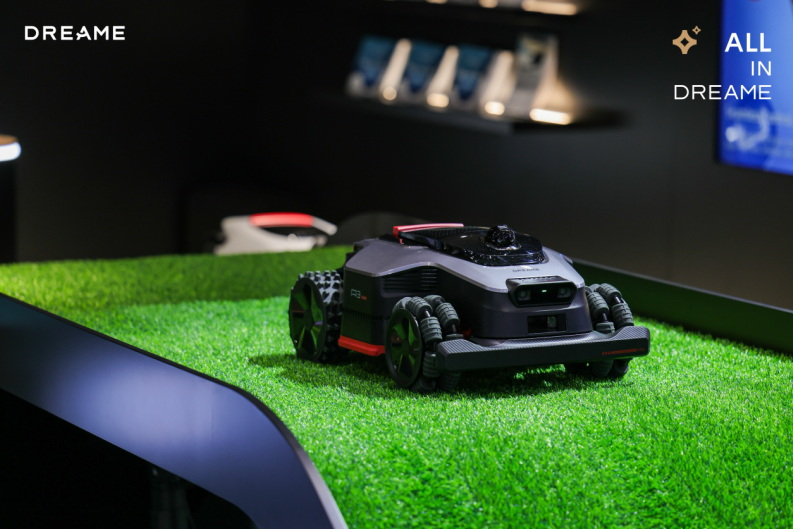 追觅割草机器人亮相AWE展示激光雷达感知等技术(图2)